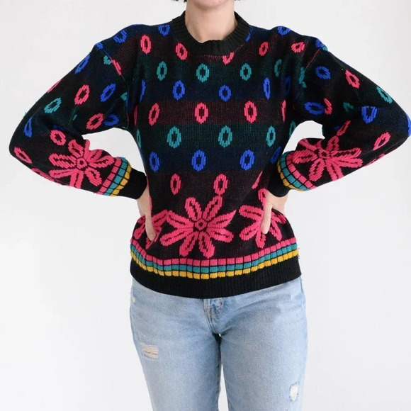 Vintage Jaymie Rose Black with Multi-Colour Floral Design Sweater - Picture 2 of 12